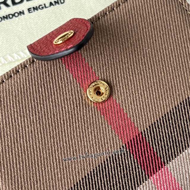 Burberry專門店新款女士短夾錢包 巴寶莉拼色翻蓋短錢包 yxb1449